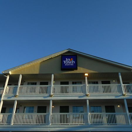 Sun Suites Of Chesapeake Eksteriør bilde